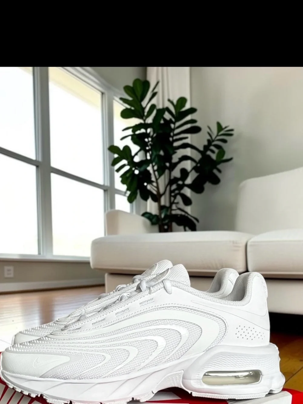 Nike Air Max Fire Women’s Size 7 Brand New